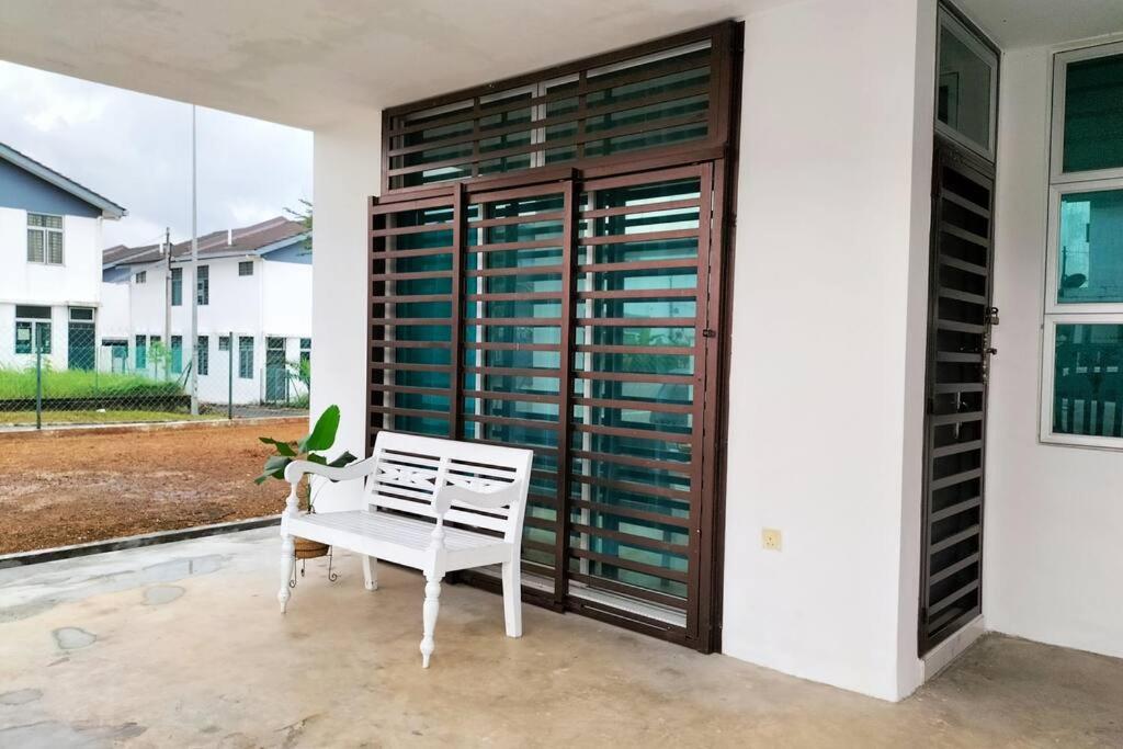 Iris 55 Corner Lot House Spacious Outdoor With Wi-Fi ยะโฮร์บาห์รู ภายนอก รูปภาพ